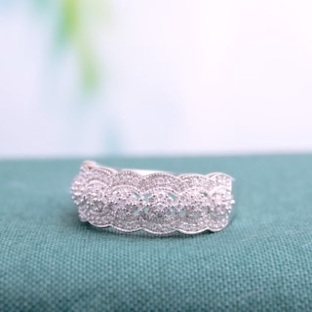 Miadora Signature 10k white gold 1/2 ct vintage floral anniversary band